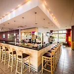 Express Centre By Ihg 3*