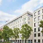 Express Centre By Ihg