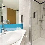 Express Centre By Ihg Hotel