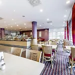 Express Centre By Ihg Hotel 3*