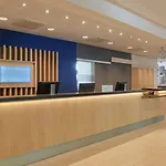 Express Centre By Ihg 3*