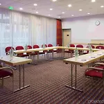 Express Centre By Ihg