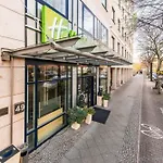 Express Centre By Ihg Hotel 3*