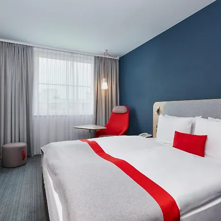 Express Centre By Ihg 3*