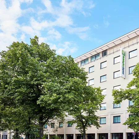 Express Centre By Ihg Отель