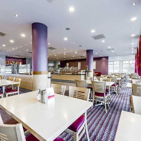 Отель Express Centre By Ihg 3*