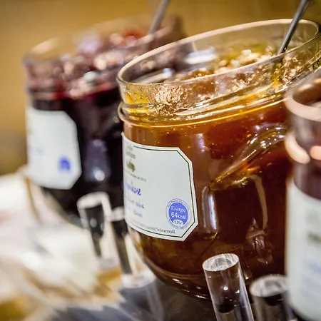 Express Centre By Ihg