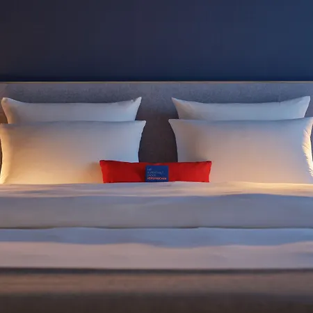 Express Centre By Ihg 3*