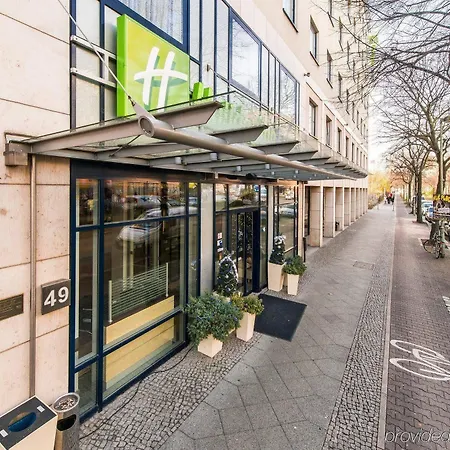 Express Centre By Ihg Отель 3*